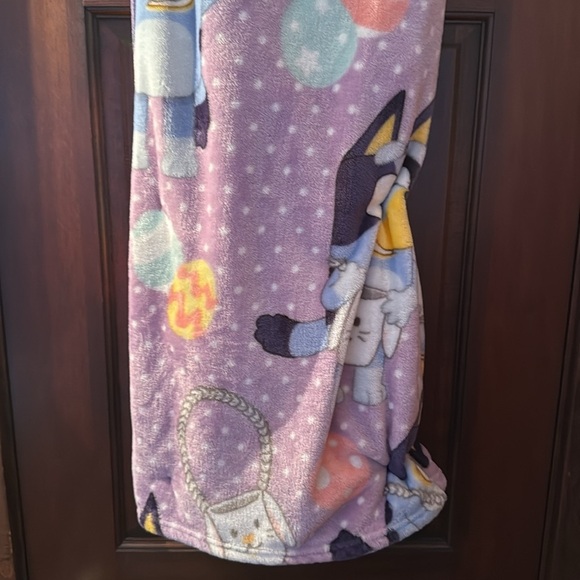 Purple Bluey Easter Silk Touch Throw Blanket - Picture 4 of 7